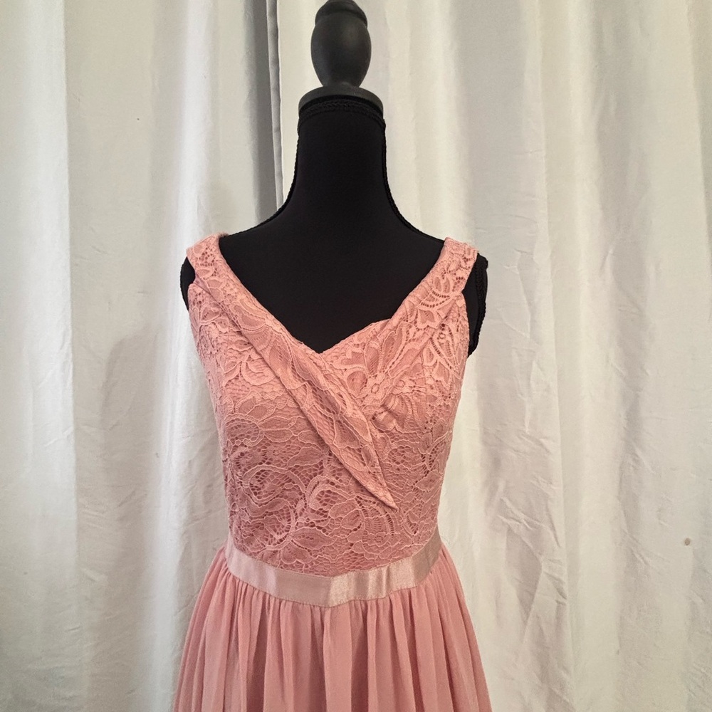 Women’s Elegant Pink Lace Dress